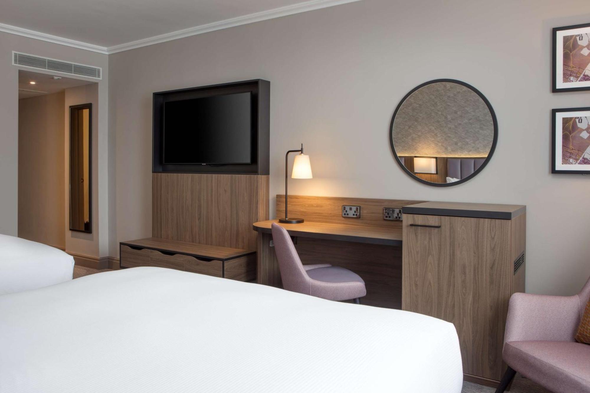 Doubletree By Hilton Dartford Bridge Hotel Luaran gambar