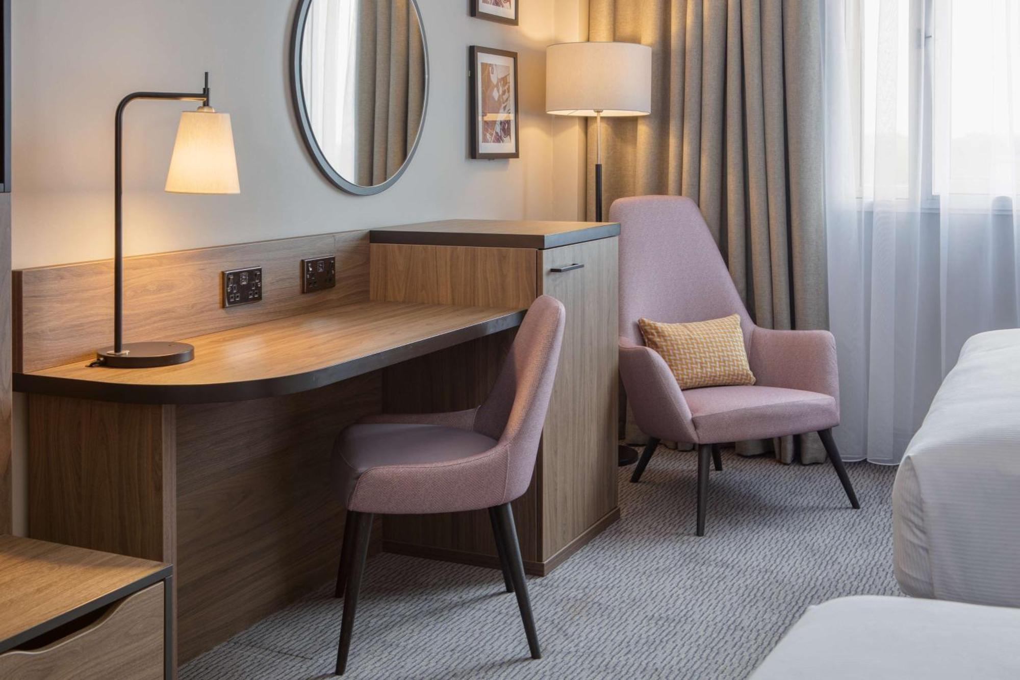 Doubletree By Hilton Dartford Bridge Hotel Luaran gambar